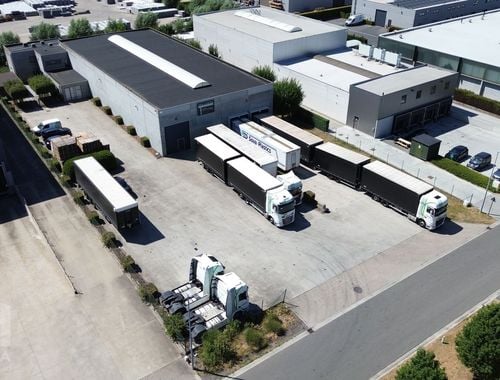                                         Bedrijfsgebouw te koop in Tielt, € 1.500.000
