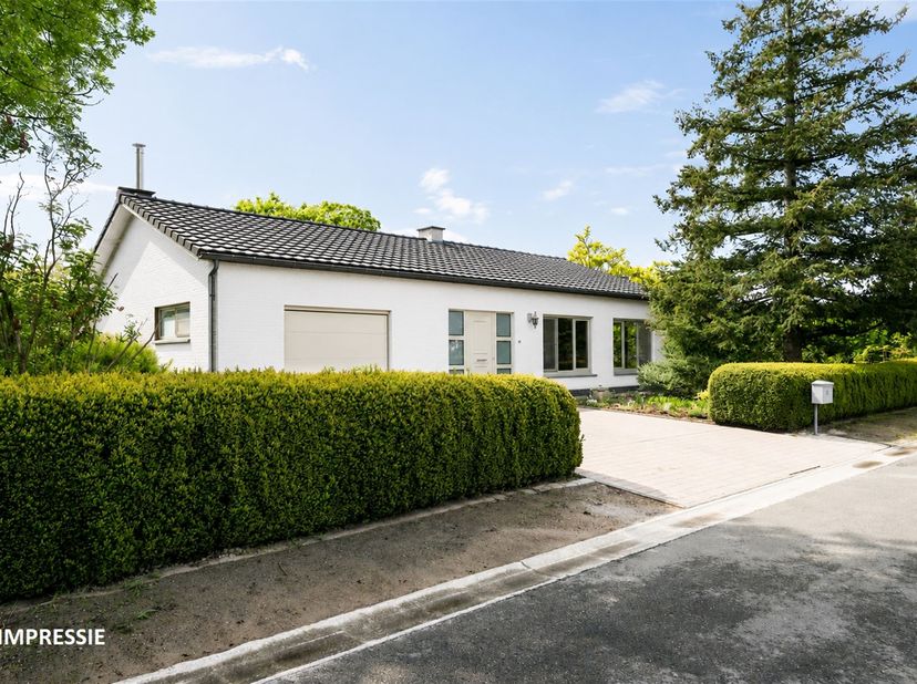 Huis te koop in Olmenlaan 18,
                    2820 Bonheiden