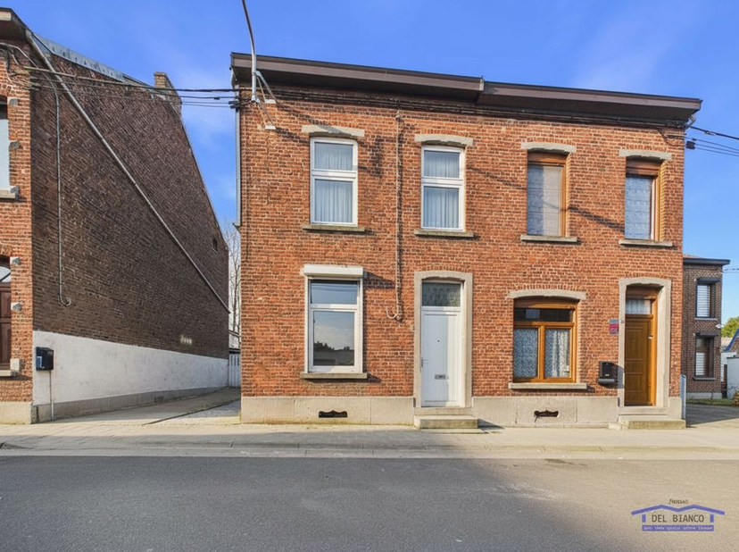 Huis te koop
                    in 6180 Courcelles