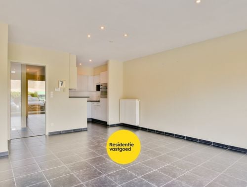                                         App. rez-de-chaussée à vendre à Eernegem, € 235.000
