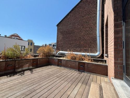                                         Appartement à louer à Uccle, € 1.350
