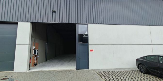Bedrijfsvastgoed te huur in Zwartegatstraat 90, 8020 Oostkamp