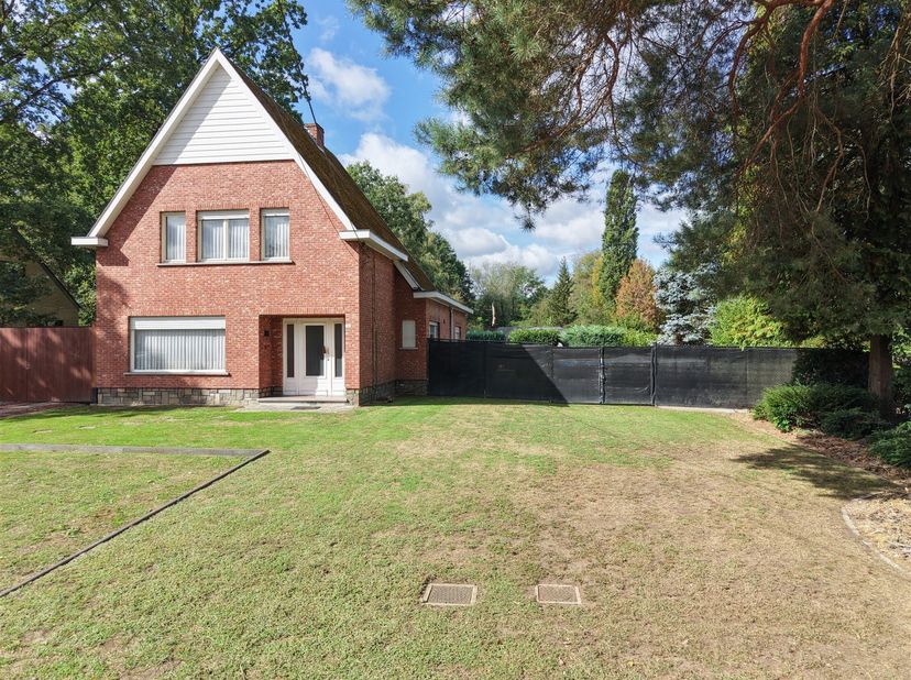 Huis te koop in Domstraat 12,
                    3120 Tremelo