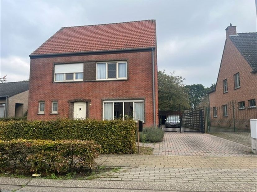 Maison à louer à Grote Plaats 4,
                    2323 Wortel