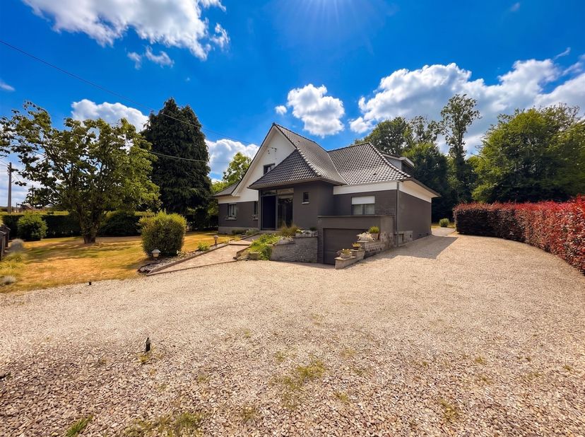 Maison à vendre à Grand Route 132,
                    7640 Maubray