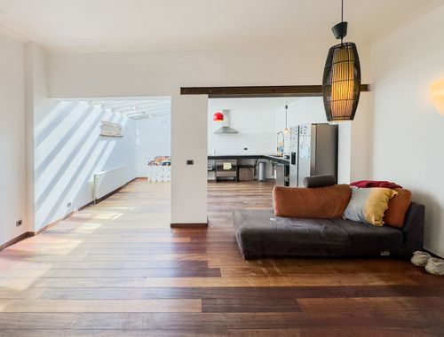                                         Usage mixte à vendre à Anderlecht, € 575.000
