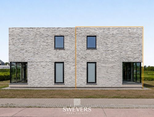                                         Maison à vendre à Nieuwerkerken, € 379.000
