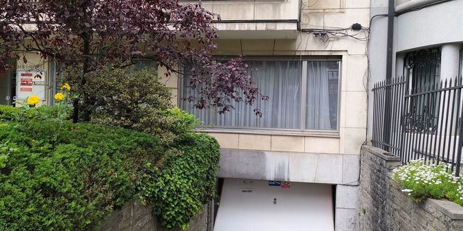 Garage te koop in Boulevard Louis Schmidt 90, 1040 Etterbeek
