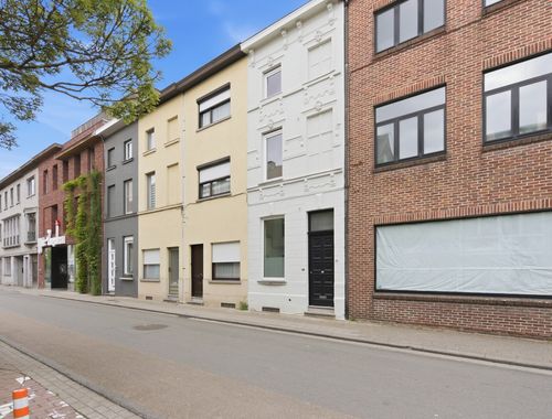                                         Woning te huur in Kortrijk, € 950
