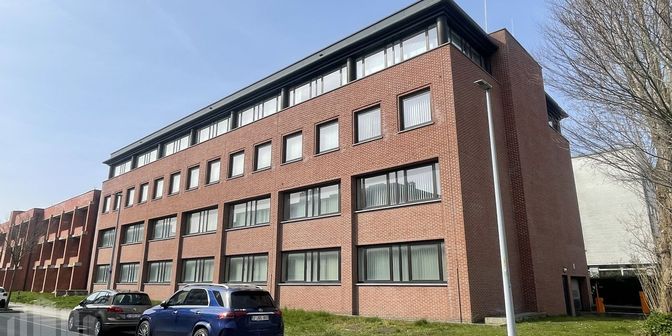 Bedrijfsvastgoed te koop in Gustave Vincke-Dujardinstraat 4, 8000 Brugge