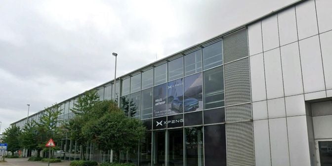 Bedrijfsvastgoed te huur in Groenendaallaan 395, 2030 Antwerpen