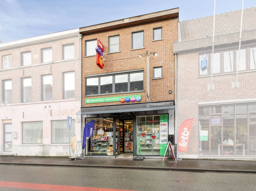 Bedrijfsvastgoed te koop in Oostrozebekestraat 19,
                    8770 Ingelmunster