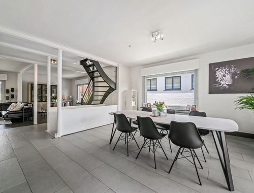                                         Appartement à vendre à Assebroek, € 279.000
