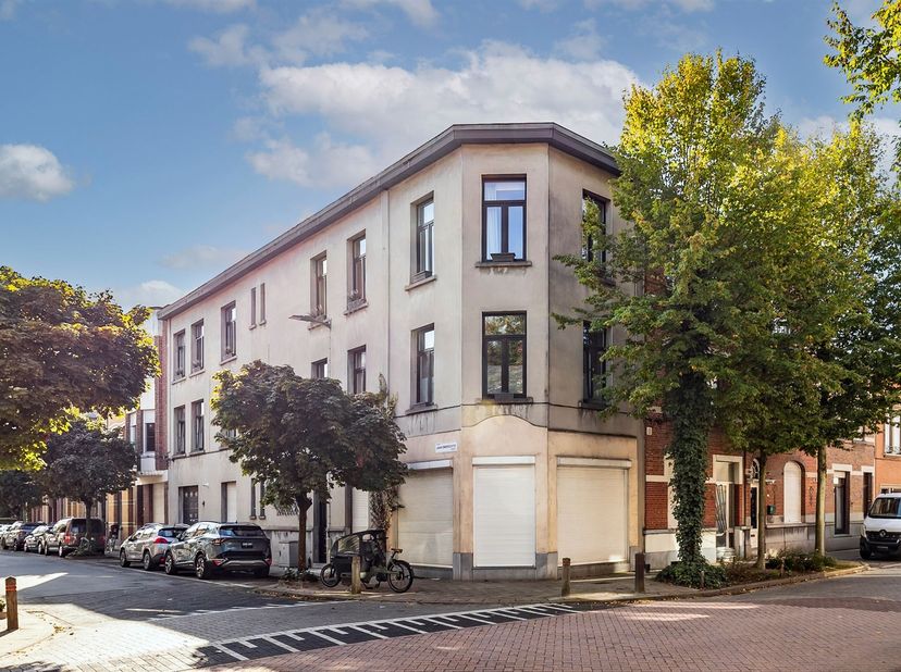 Appartement te koop in Jaak Embrechtsstraat  2 bus 101,
                    2100 Deurne
