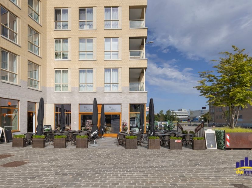 Bedrijfsvastgoed over te nemen in Marktplein 31,
                    8530 Harelbeke