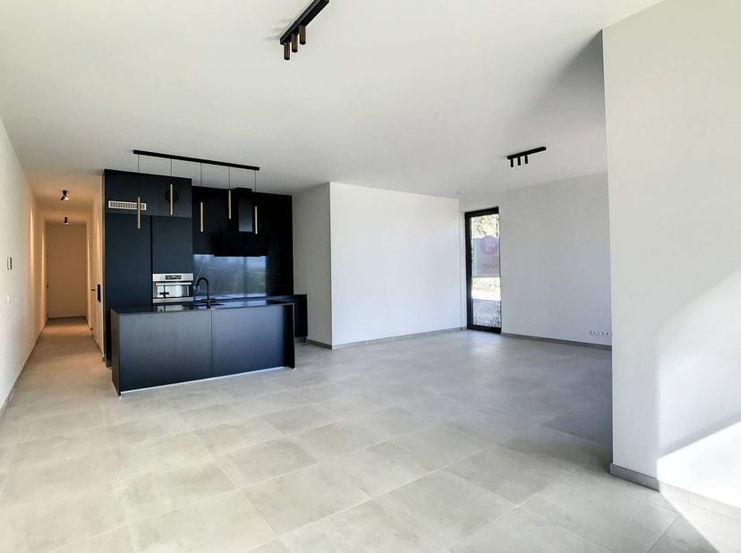 Appartement te huur in Enclus du haut 47 bus 0.2,
                    9690 Orroir