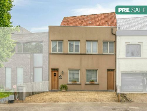                                         Maison à vendre à Bachte-Maria-Leerne, € 495.000
