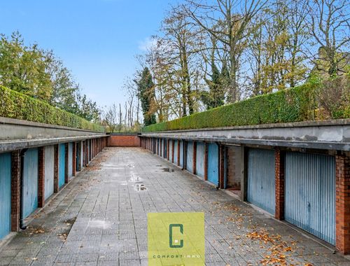                                         Garage te koop in Assebroek, € 30.000
