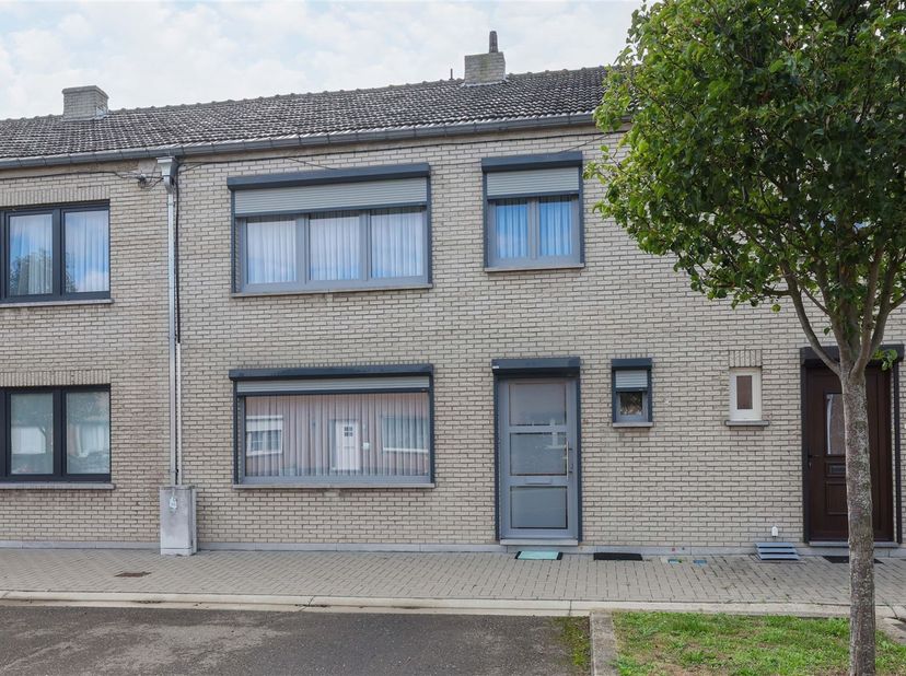 Huis te koop in Perestraat 18,
                    3800 Sint-Truiden