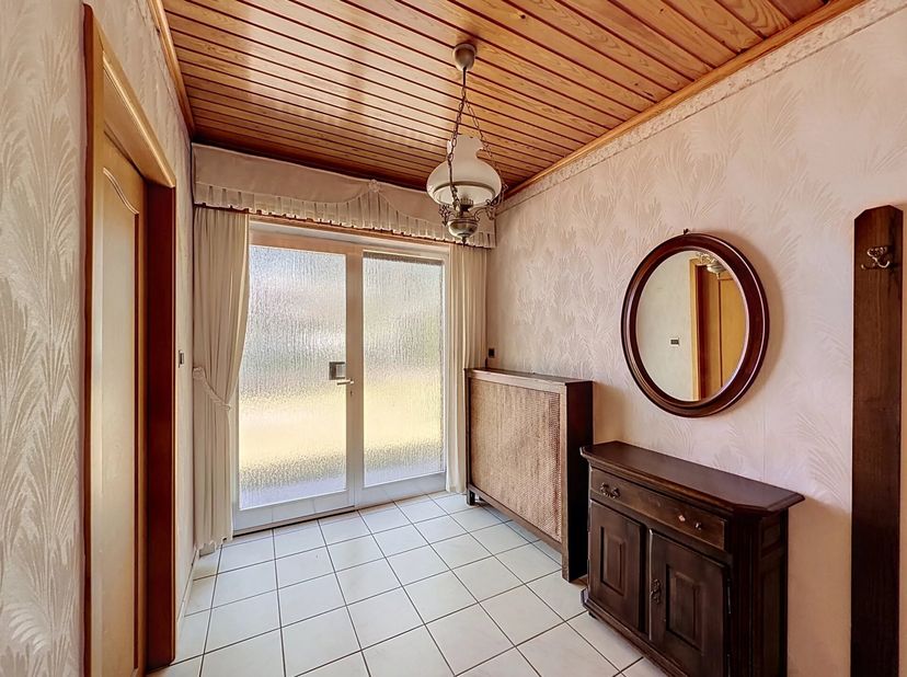 Deze woning is gelegen te Mol-Gompel, een rustig en kindvriendelijk gehucht in Mol.<br />
Ze kijkt uit op natuurgebied zodat u in alle rust kan geniet