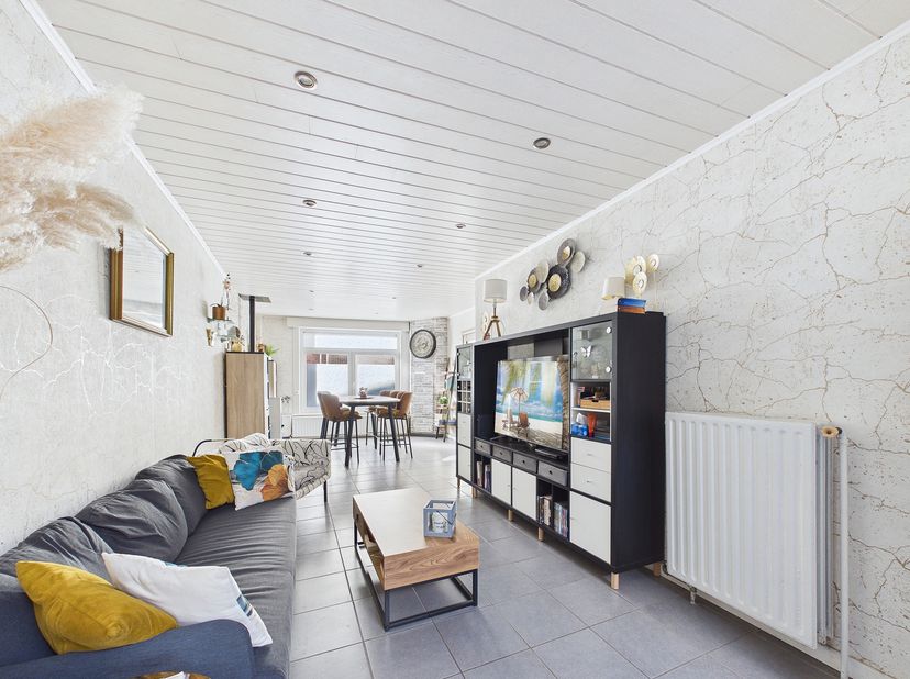 Huis te koop in ,
                    7700 Lowingen