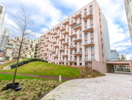                                         Studio met slaaphoek te koop in Brussel, € 231.000
