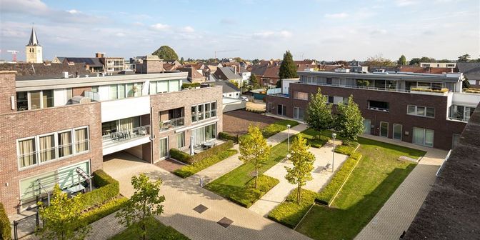 Garage à vendre à Nieuwstadpoort, 3960 Bree