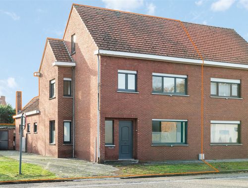                                         Maison unifamiliale à vendre à Mol, € 215.000

