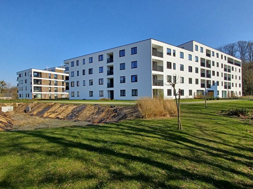 JAMBES &amp;ndash; Dans un &amp;eacute;crin de verdure, APPARTEMENT NEUF (2CH/1SDB) de 95,10 m&amp;sup2; avec TERRASSE. Situ&amp;eacute; au rez-de-chauss&amp;eacute;e, il