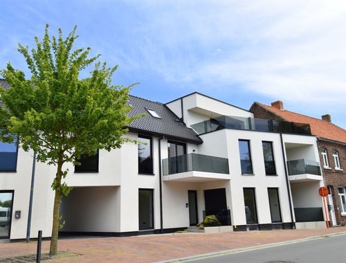                                         Penthouse à vendre à Helchin, € 315.000

