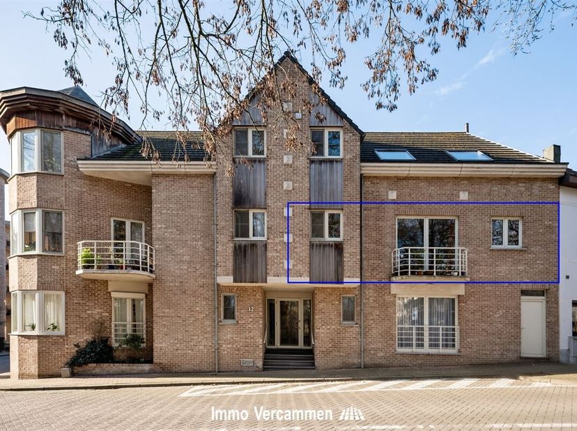 Lumineux et agréable appartement de 2 chambres à coucher avec balcon à Lier<br />
Vous êtes à la recherche d'un appartement confortable avec une lumiè