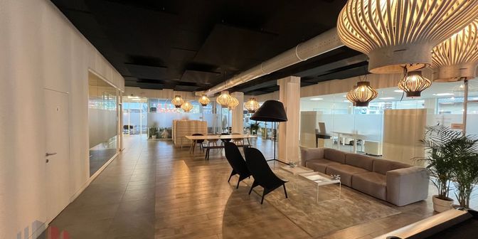 Bedrijfsvastgoed te huur in Antwerpse Steenweg 19, 9080 Lochristi
