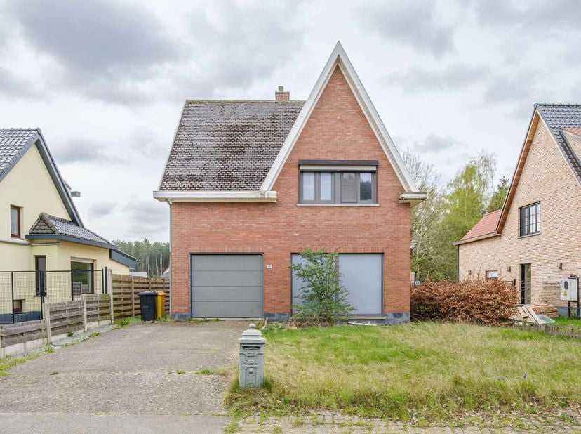 VRIJSTAANDE WONING -<br />
<br />
Principal Notarissen Van Thielen-Michiels te Herselt, Herentalsesteenweg 9, zal via www.biddit.be online verkopen me
