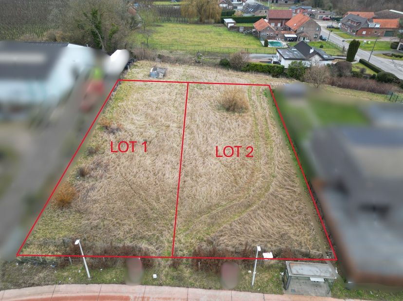 We vinden deze mooie bouwgrond voor open bebouwing terug op de Luikersteenweg 316A in Sint-Truiden. De grond is gelegen op een uiterst gunstige locati