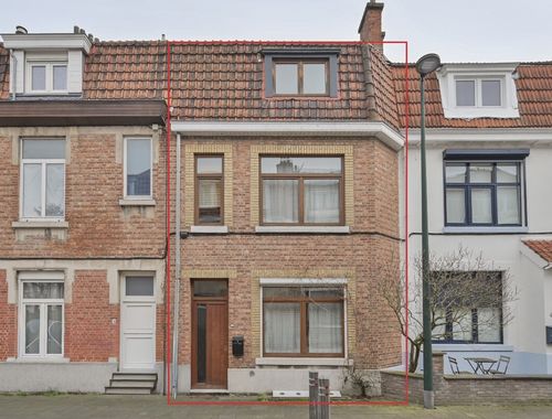                                         Eengezinswoning te koop in Oudergem, € 400.000
