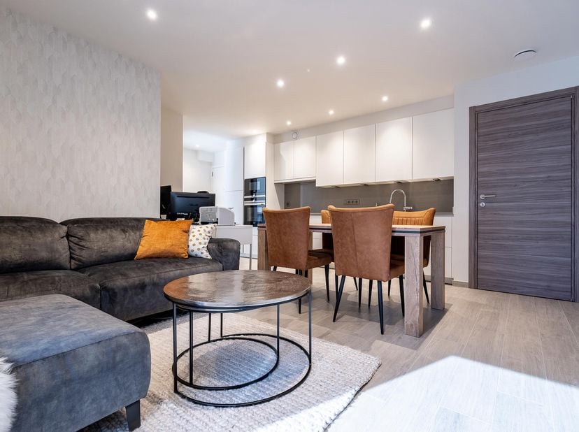 Dit gezellig nieuwbouwappartement (2020) maakt deel uit van Residentie De Dissel. In de nabije omgeving treft u alle faciliteiten zoals het openbaar v