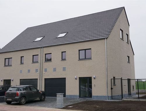                                         Villa à louer à Sterrebeek, € 2.600
