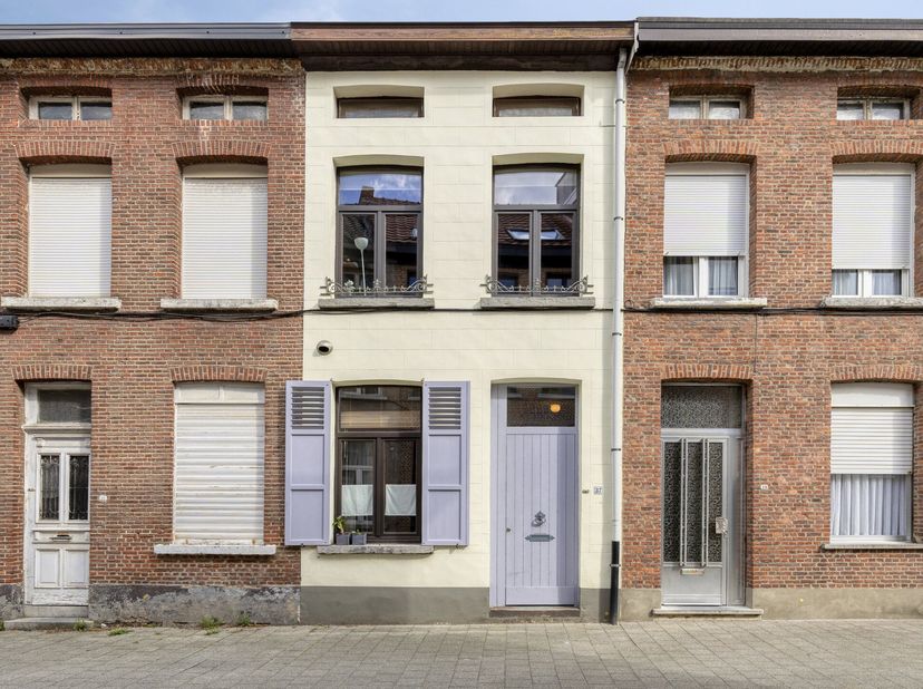Huis te koop in Lange Pennincstraat 37,
                    2800 Mechelen
