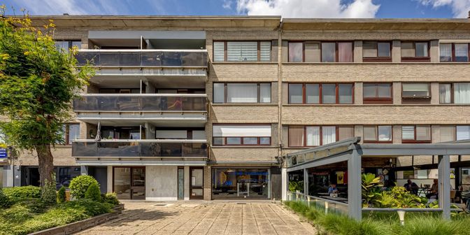 Bedrijfsvastgoed te koop in Lambrechtshoekenlaan 177, 2170 Merksem
