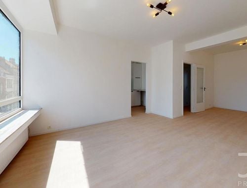                                         Appartement te huur in Anderlecht, € 1.250
