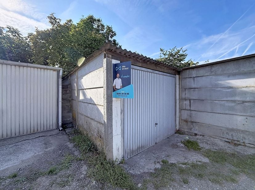 Garage te koop in ,
                    1480 Tubize