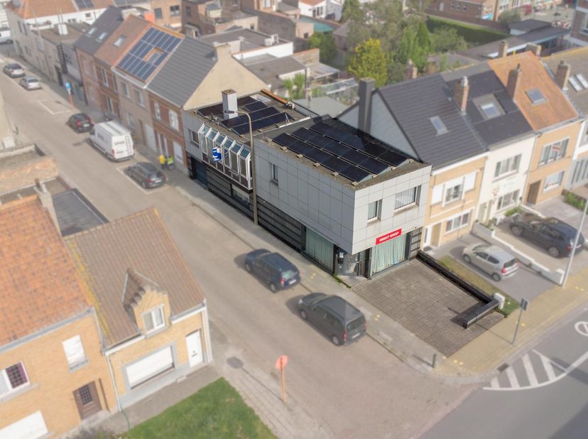 Bien professionnel à vendre
                    à 8450 Bredene