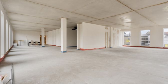 Bedrijfsvastgoed te koop in Albert van Cotthemstraat 1, 1600 Sint-Pieters-Leeuw