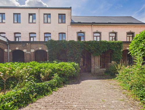                                         Appartement te koop in Corroy-le-Château, € 119.000
