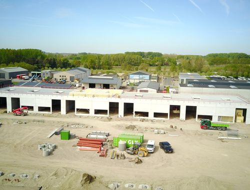                                         Magazijn zonder bureel te koop in Lede, € 358.050
