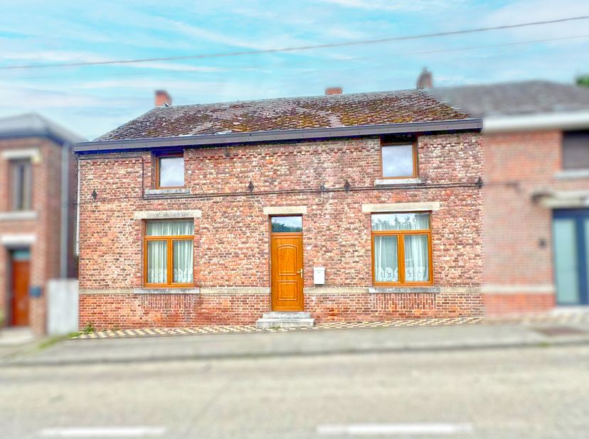 Huis te koop
                    in 7387 Autreppe