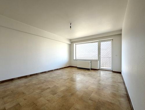                                         Appartement te huur in Jambes, € 870
