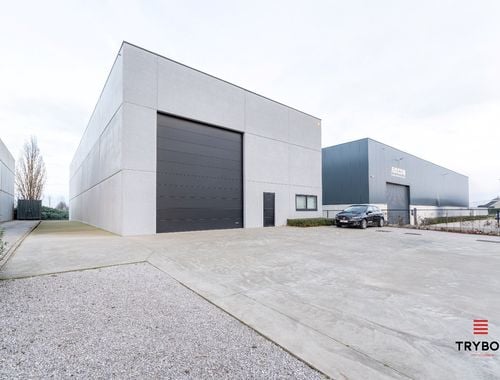                                         Entrepôt à vendre à Staden, € 765.000
