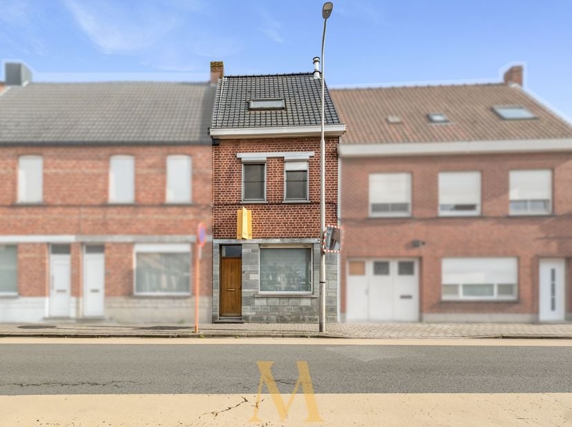 Huis te koop in Jozef Duthoystraat 57,
                    8790 Waregem