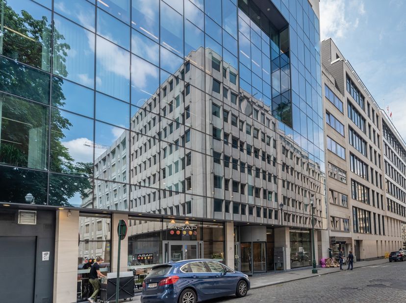 Boek een gemeubileerde kantoorruimte met service voor bedrijven van elke grootte in Regus EU Square de Meeûs<br />
<br />
Dit aanbod omvat een eigen k